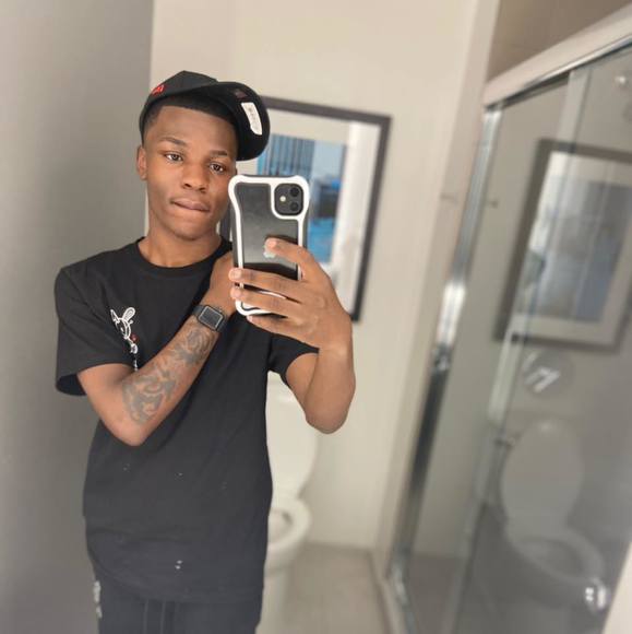 Meet your Posher, Dre - Picture 1 of 1